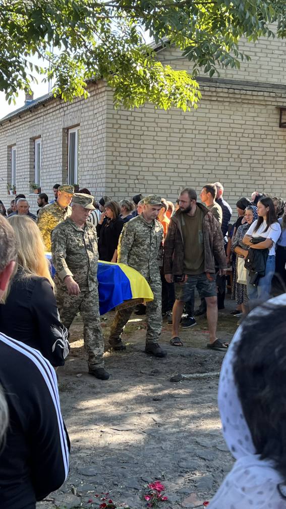 Останній бій прийняв на Харківщині: на Волині попрощались із Героєм Анатолієм Бугайчуком