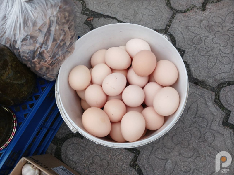 Скільки коштує домашня молочна продукція на Волині