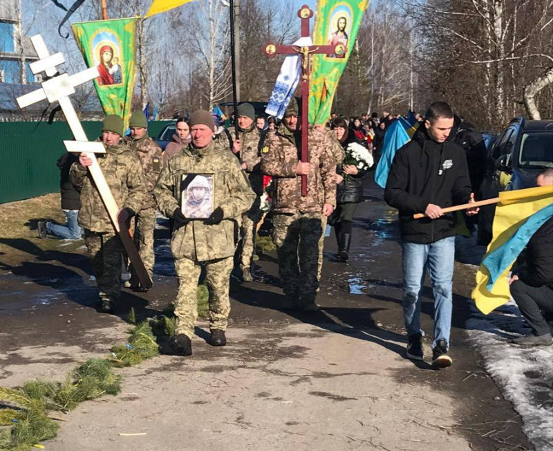 На Волині попрощалися з Героєм Валерієм Калапуцом