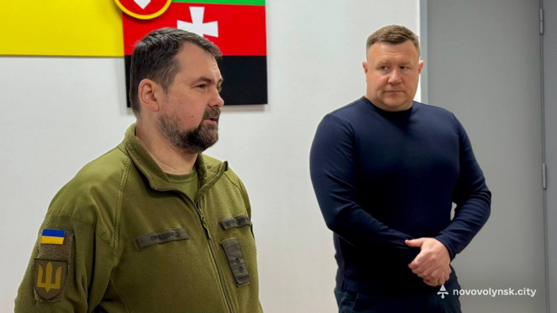 У Нововолинську відзначили трьох загиблих Захисників України посмертними нагородами