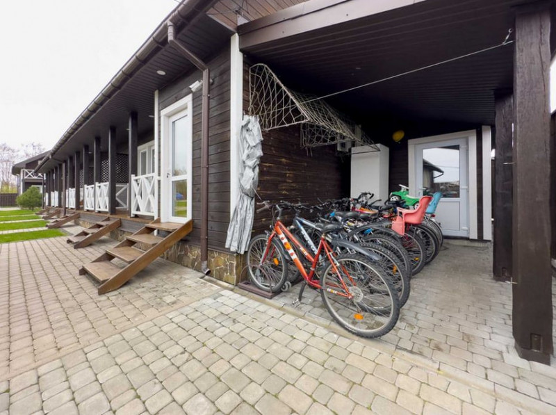 Біля озера Світязь продають курортний готель за 7 мільйонів