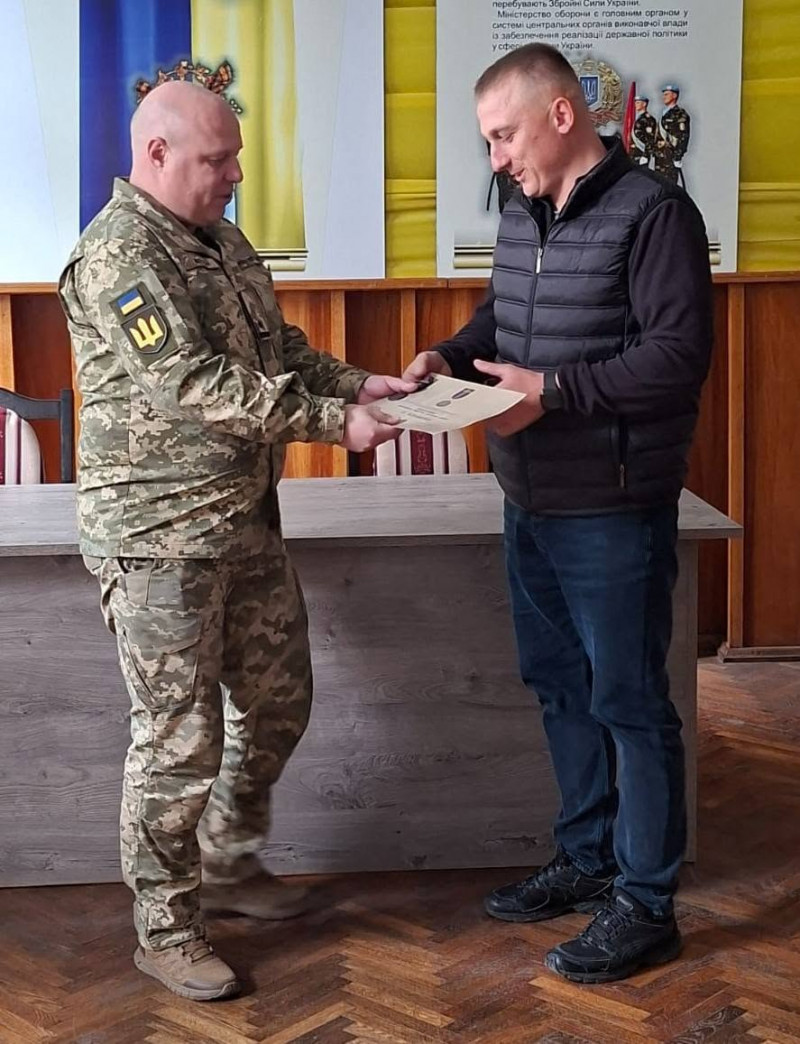 Двох десантників із Волині нагородили за службу на найгарячіших напрямках фронту