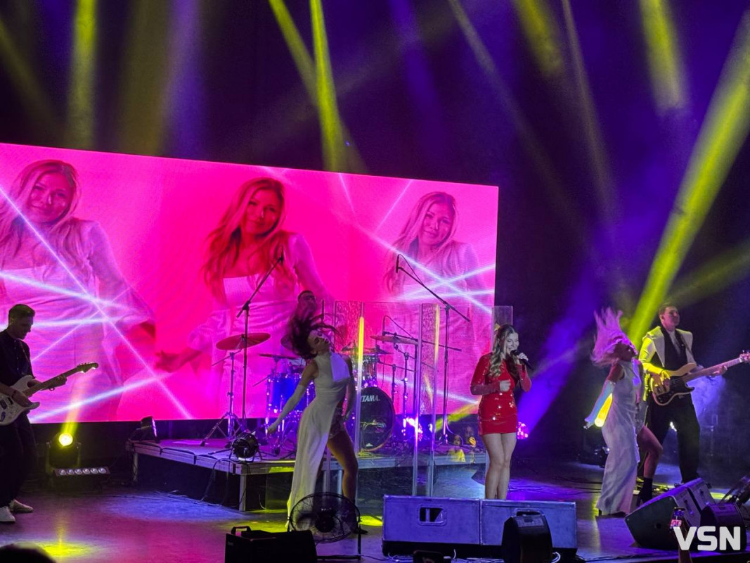 Alena Omargalieva виступила у Луцьку: аншлаг, благодійність і найкращі хіти