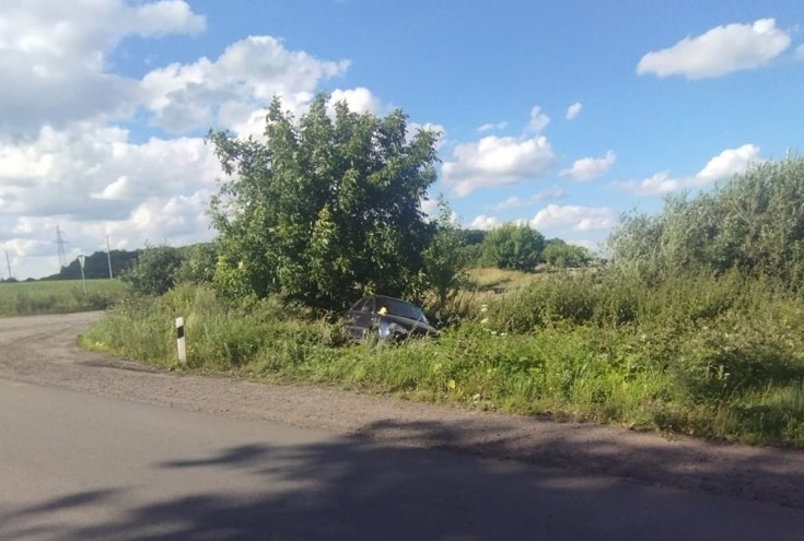 На Волині п'яний водій ВАЗ «влетів» у буса, постраждала 8-річна дитина