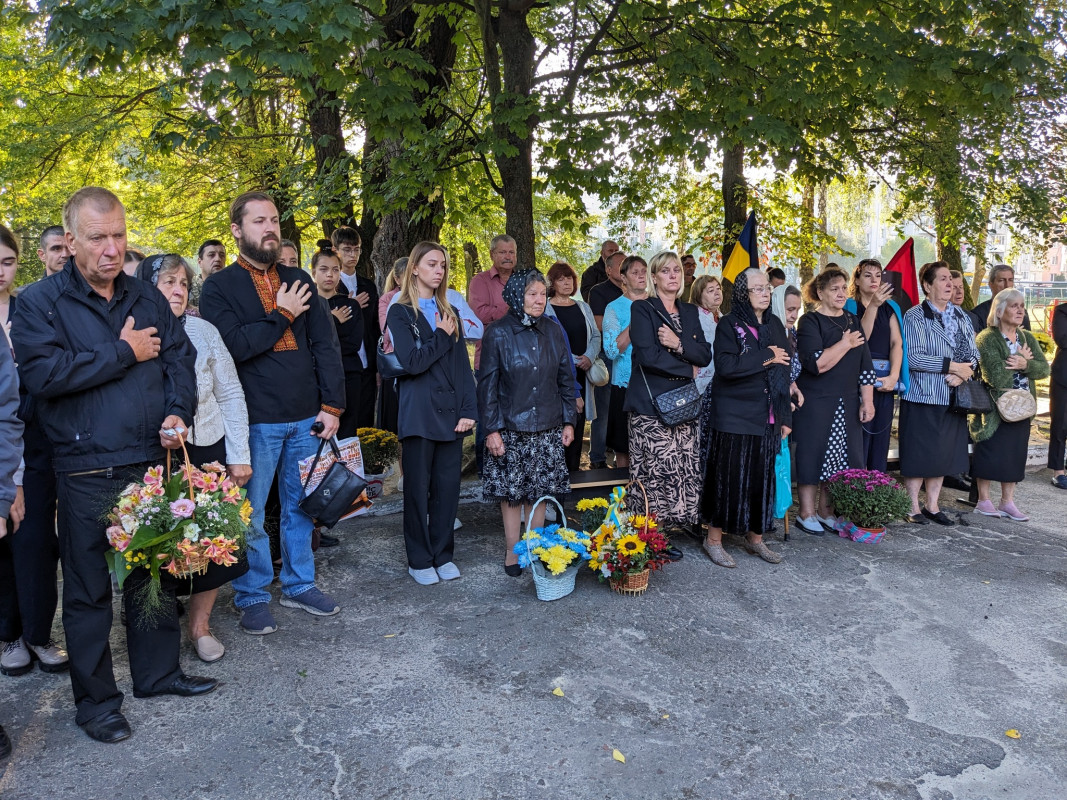 48 імен: у громаді на Волині відкрили меморіальні дошки на школах, де навчались полеглі Герої