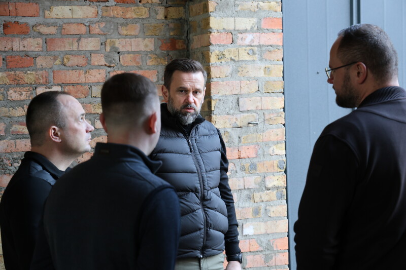 Роботи планують завершити до кінця травня: у Луцьку триває будівництво ветеранського простору