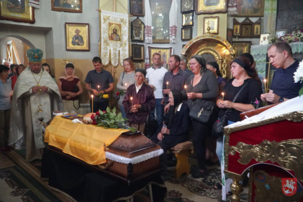 У Володимирі навколішки зустріли загиблого Героя Олега Сичевського 