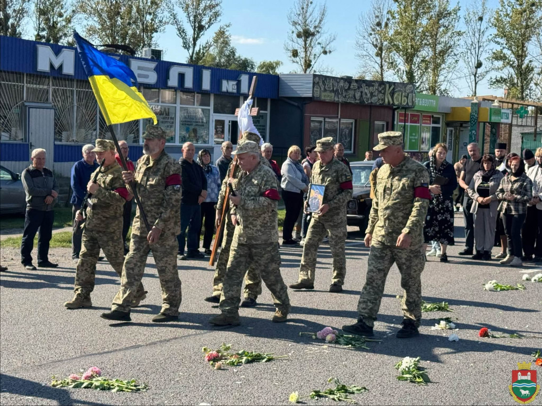 На Волині зустріли траурний кортеж із тілом загиблого захисника Юрія Шпака