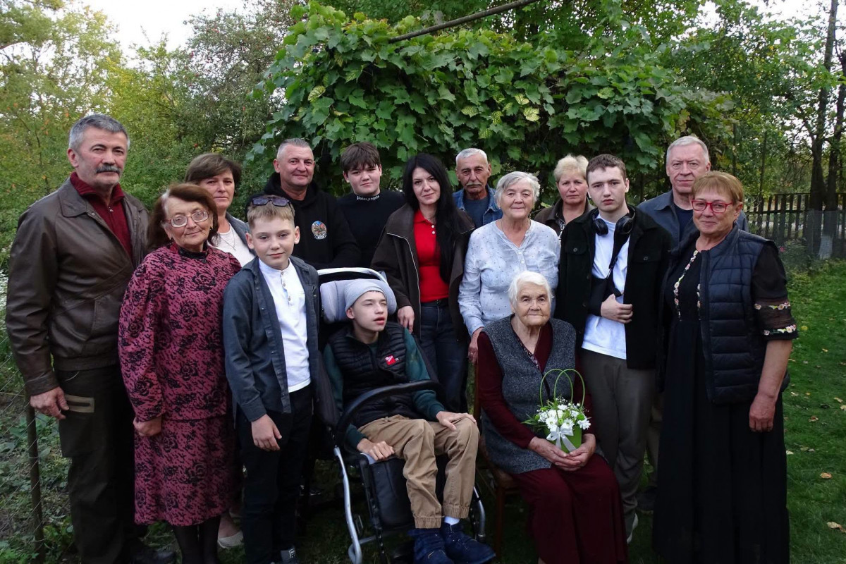 Не звикла сидіти без діла і має добру пам’ять: волинянка відзначила 90-річчя