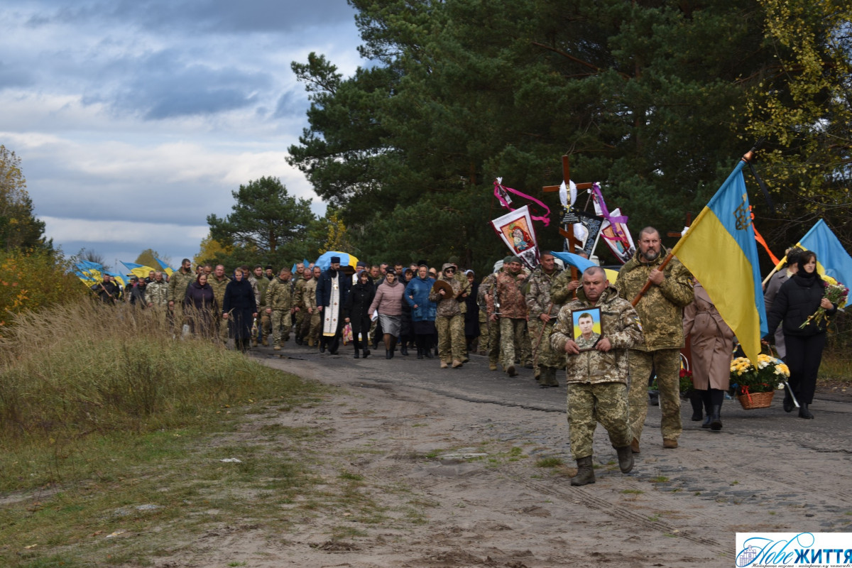 Рік очікувань і пошуків закінчився трагічною звісткою: на Волині попрощалися із Героєм Миколою Плясуном