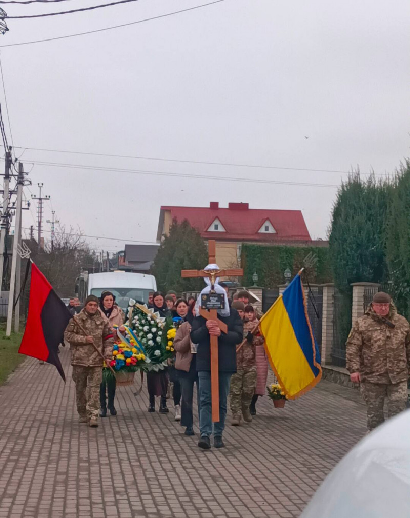 Більше року вважався зниклим безвісти: на Волині попрощалися з Героєм Іваном Шевчуком