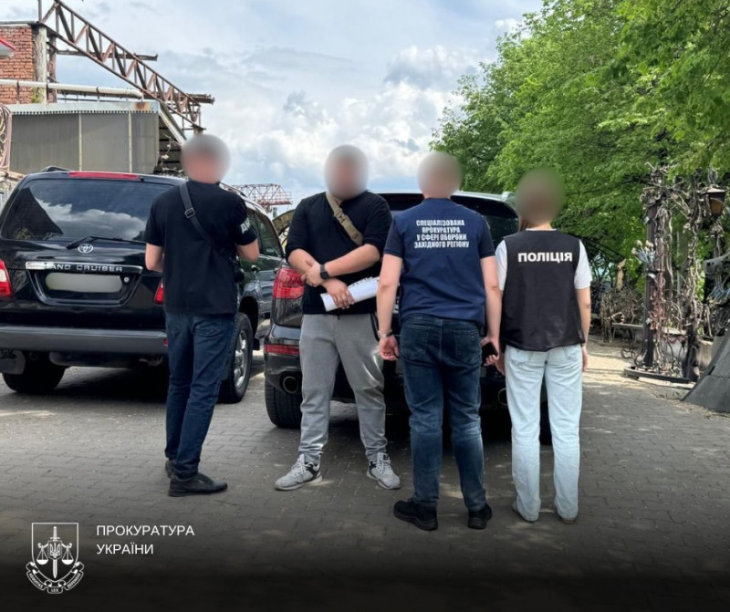 Допомагали військовим тікати з частин: на Волині викрили злочинну групу