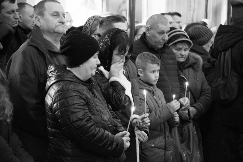 Три прощання в один день: у Луцьку віддали останню шану полеглим на війні Героям