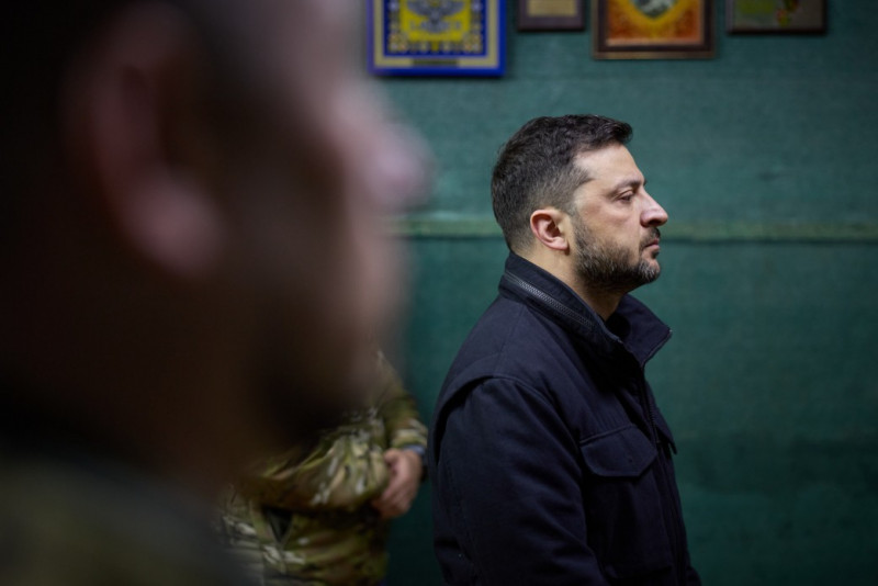 Зеленський відвідав воїнів «Азову» на Донеччині та нагородив захисників