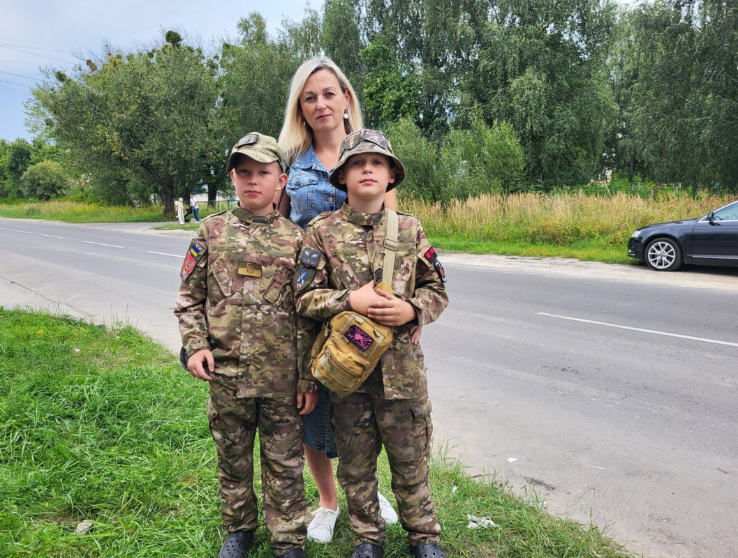 Канікули для допомоги: на Волині діти купили два дрони для захисників України
