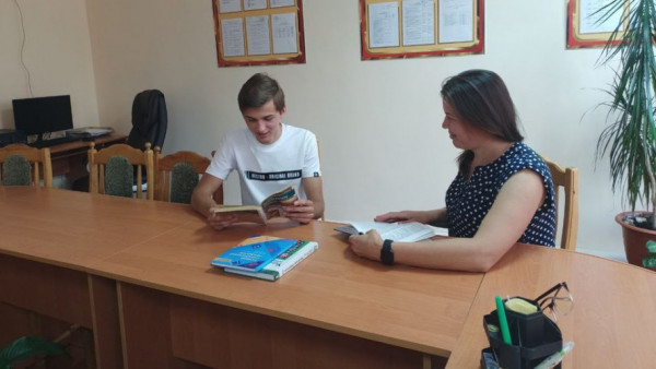Єдиний у селі: школяр із Маневиччини склав мультипредметний тест на найвищий бал