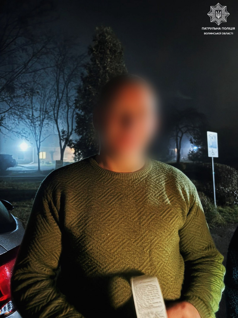 П'яний і без прав: у Луцьку зупинили водія-порушника під час комендантської години