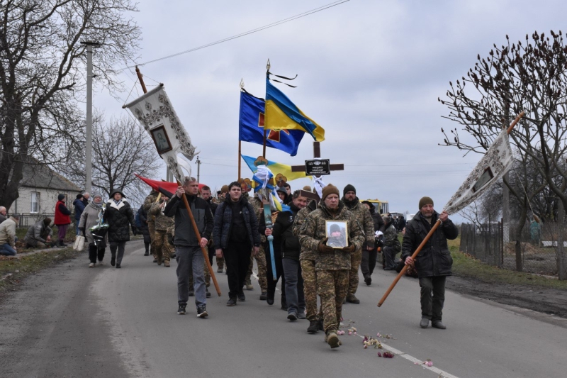 На Волині попрощалися з Героєм Олександром Максимуком