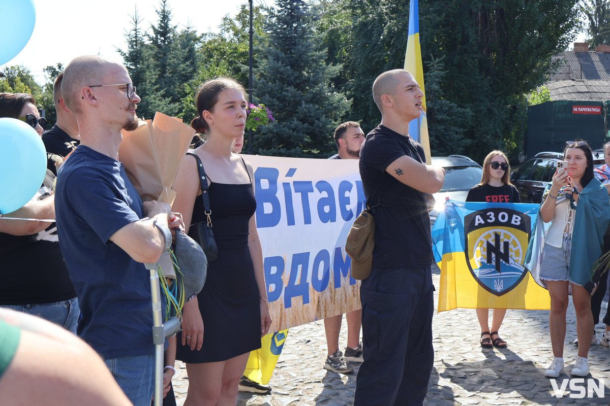 У Луцьку зустріли воїна Андрія Русенка, який понад 3 роки був у російському полоні