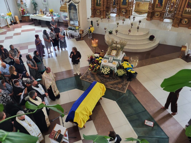 Повернувся додому через 16 місяців: у Ковелі попрощалися із морпіхом Русланом Нечипоруком