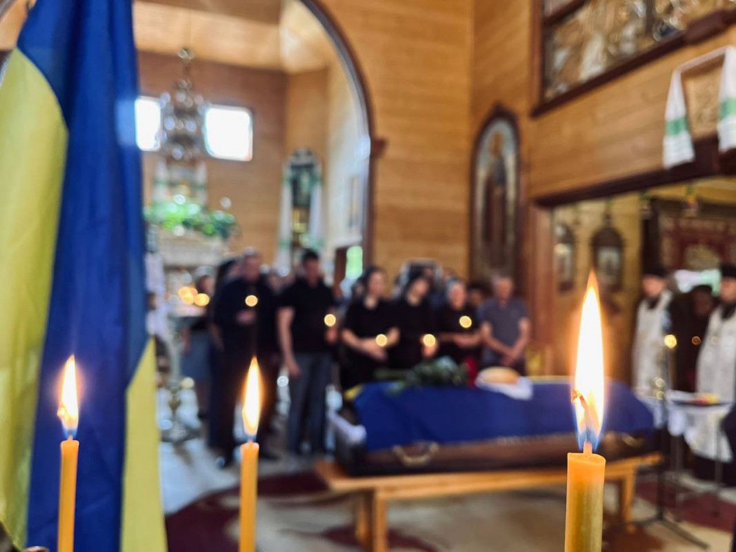 Ніколи воїн не побачить свого онука, який народився після його загибелі: на Волині поховали Героя Вячеслава Пашкова