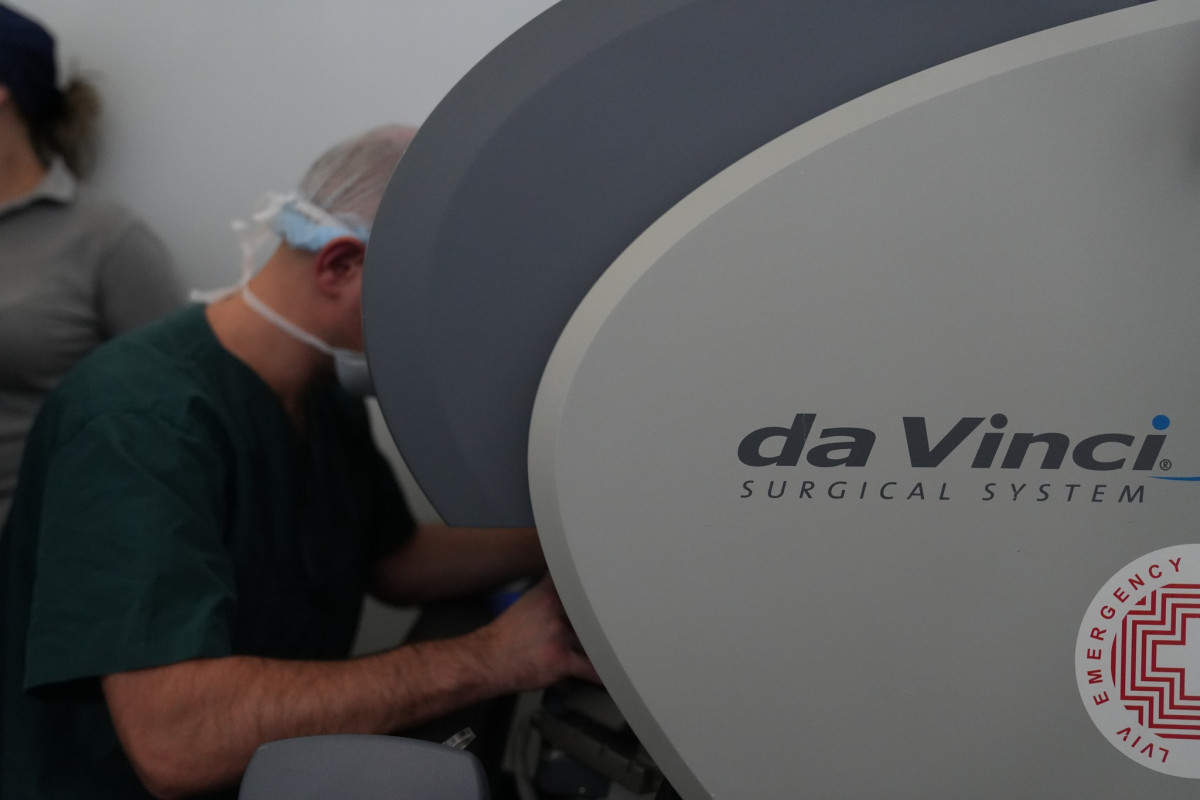 Волинянину зробили першу в Україні операцію на серці за допомогою робота Da Vinci