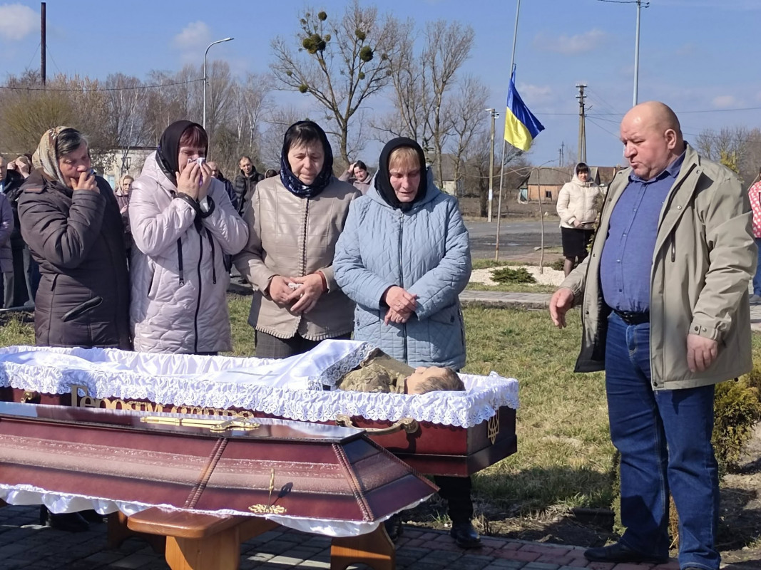 Життя обірвалось на Донеччині: волиняни попрощались з Героєм Миколою Тимощуком