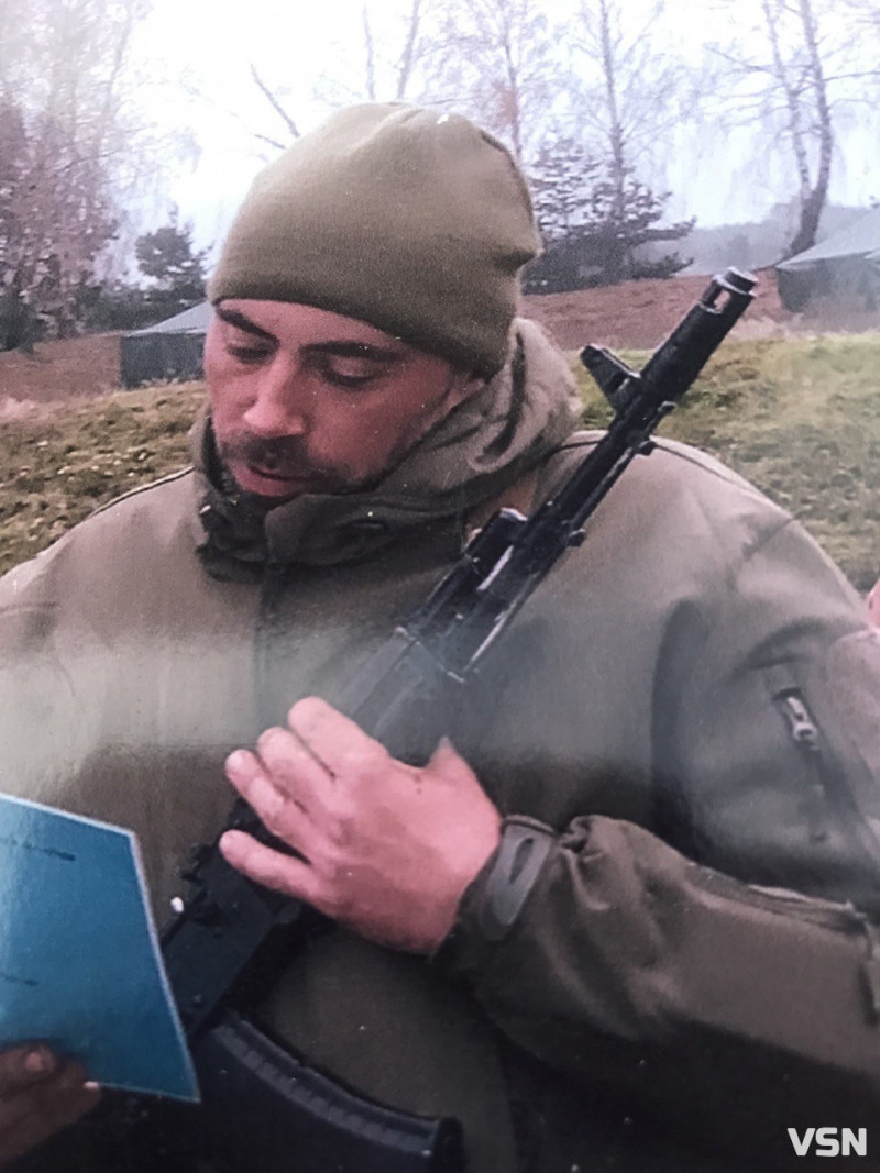 «Шансів вижити у воїна не залишалось, тож викликав вогонь на себе»: спогади про волинського Героя, який провоював лише три дні