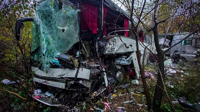 Возили пасажирів до Луцька: у жахливій автокатастрофі загинули двоє водіїв. Фото