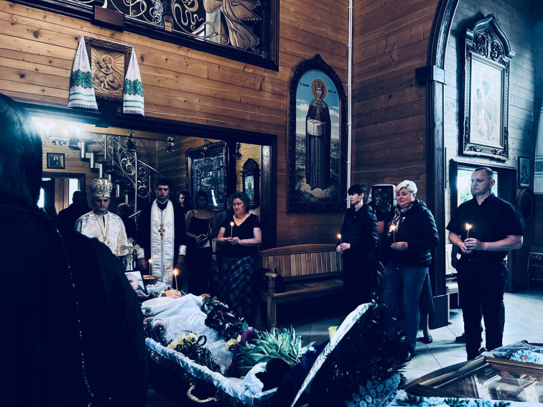 На Волині громада попрощалася із 28-річним захисником Андрієм Лавренюком