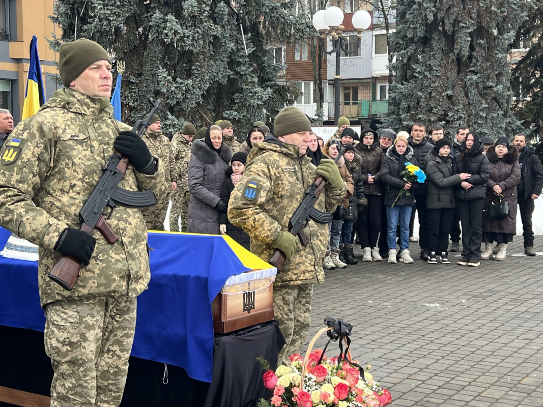 Загинув у день свого народження: на Волині попрощалися із 55-річним Героєм Сергієм Томашевичем