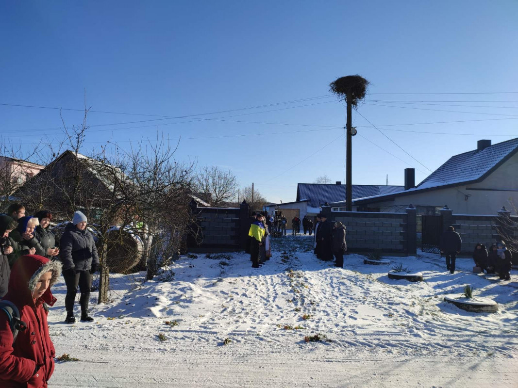 Майже 10 місяців Захисник вважався безвісти зниклим: на Волині попрощалися із загиблим військовослужбовцем Павлом Луценком