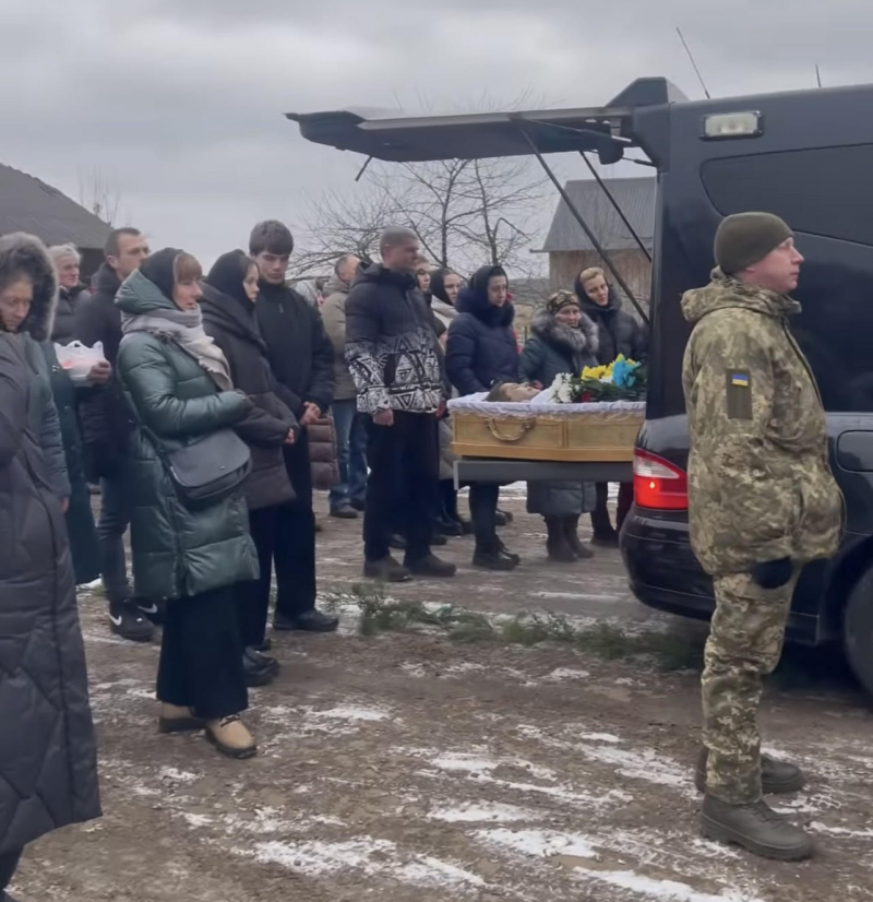 Рідні підозрюють, що ворог застосовував хімічну зброю: серце захисника з Волині зупинилося під час лікування