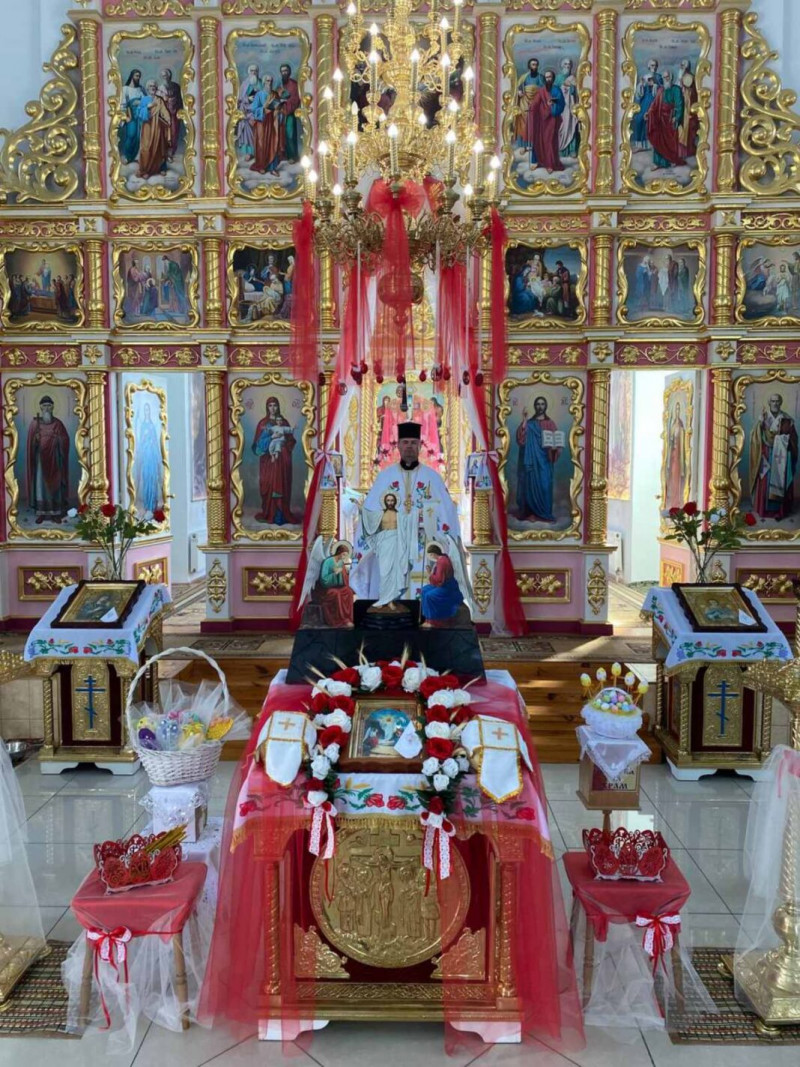 Невтомно дбає про храм уже 22 роки: історія священника з Луцького району