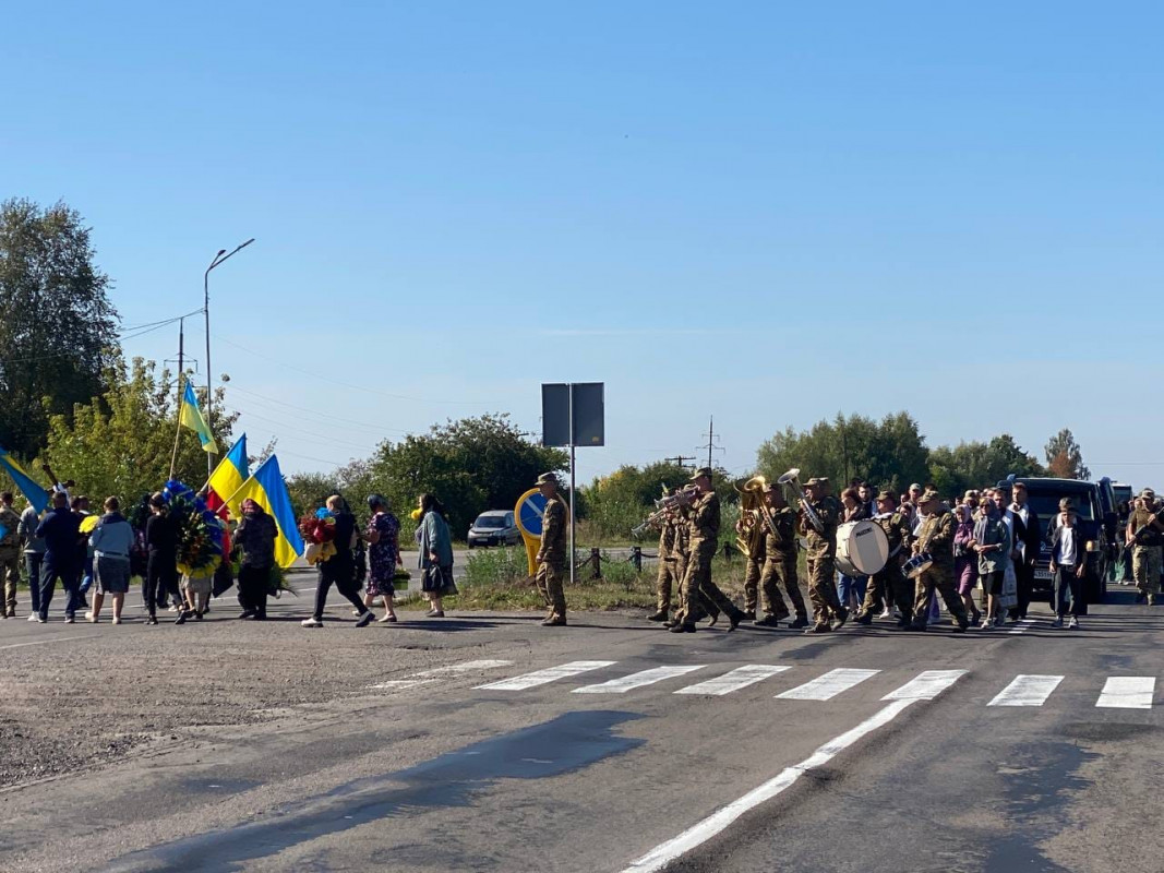 Вважався зниклим безвісти: на Волині попрощались із Героєм Петром Вакульчуком