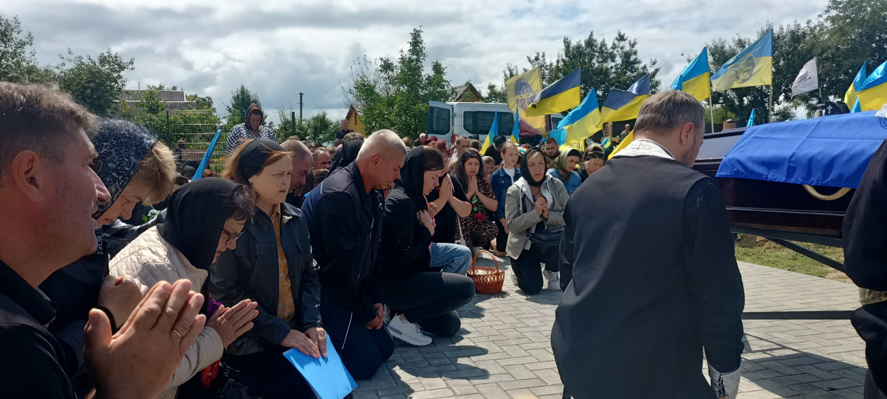3-річна донечка втратила батька: на Волині віддали останню шану молодому Герою Гнату Валеру