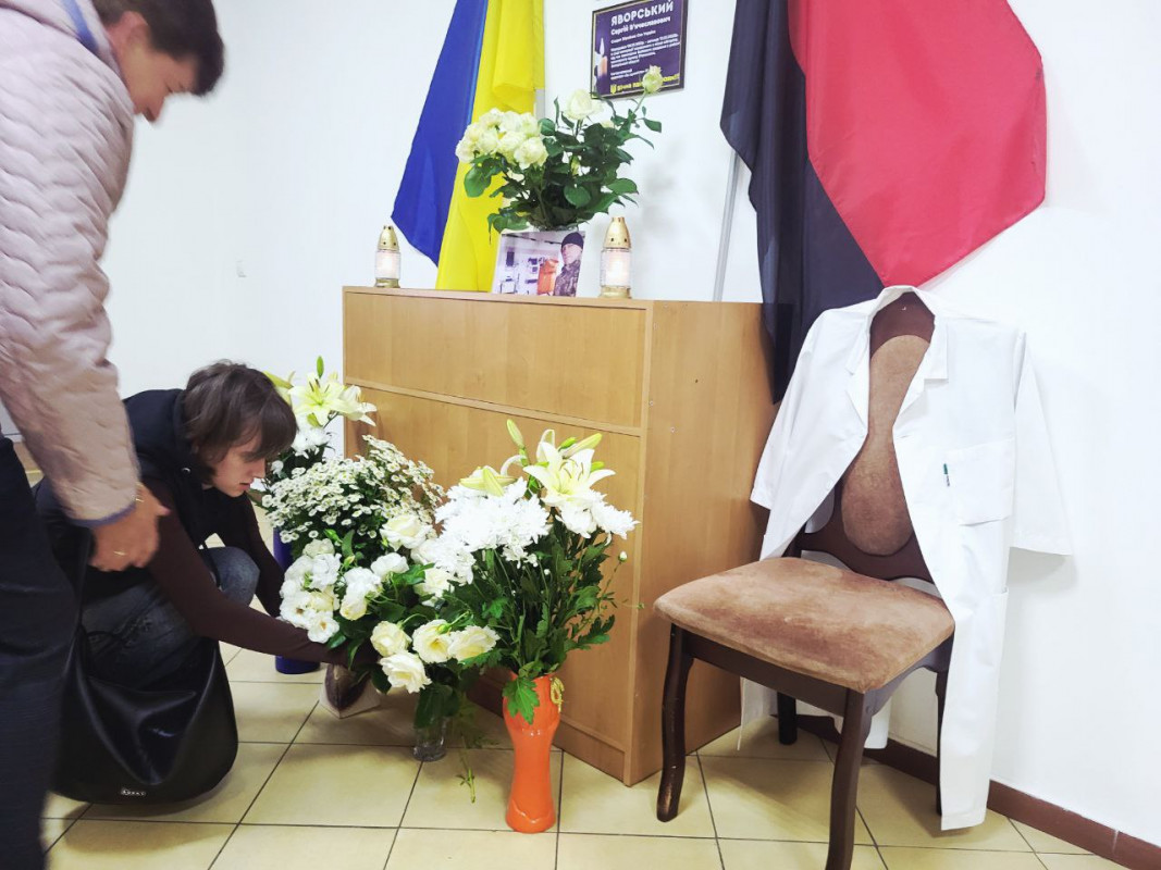 На Волині у прикордонній лікарні вшанували бойового медика, який загинув, рятуючи поранених