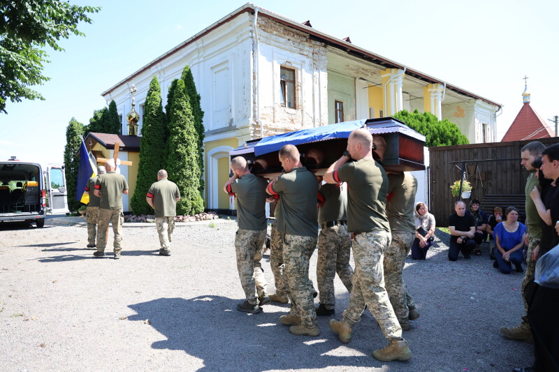 Навіки 51: на Волині попрощались з Героєм Олександром Голотюком