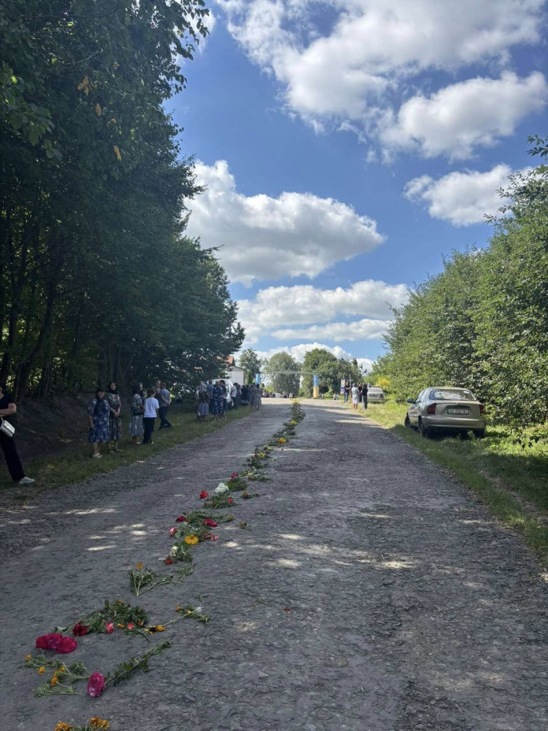 На Волині попрощалися з молодим Героєм, який багато місяців вважався зниклим безвісти