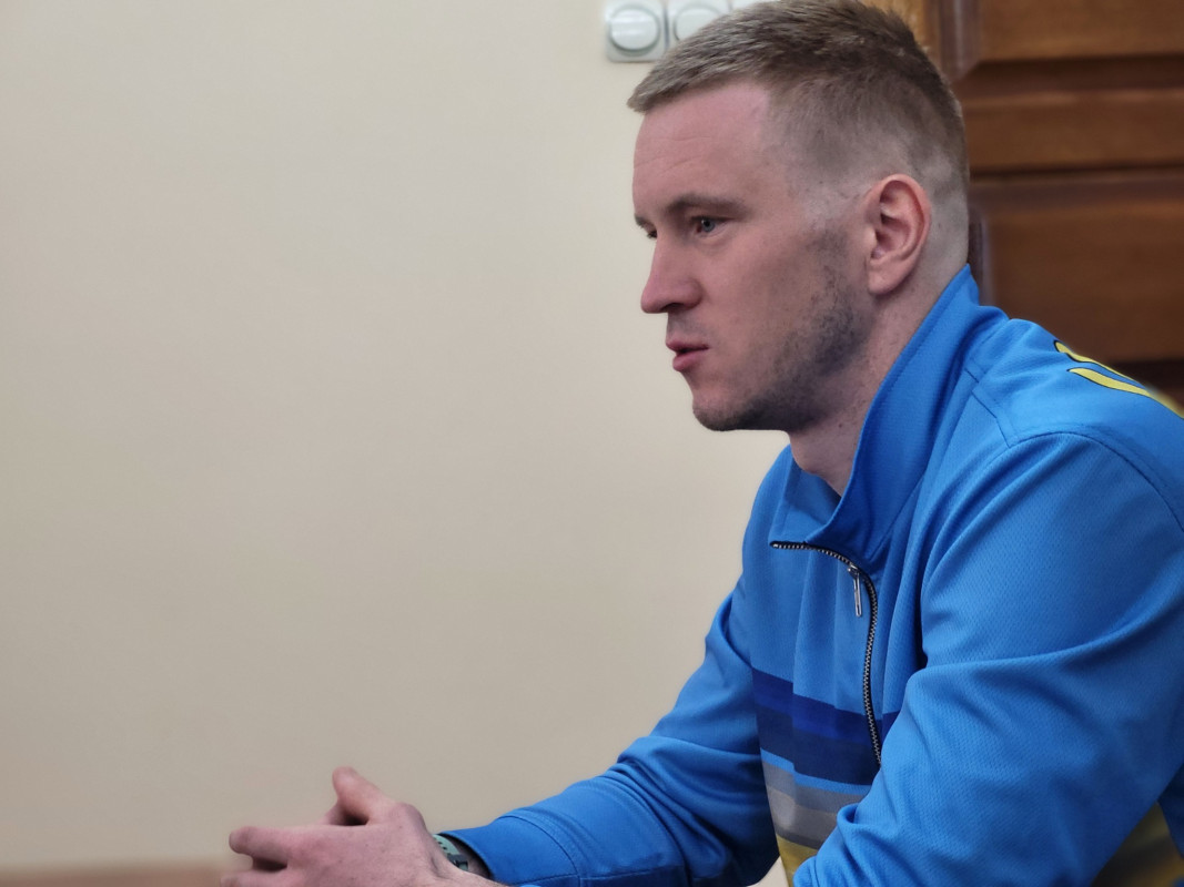 Бронзовий призер Паралімпіади–2026 Дмитро Суярок повернувся на Волинь і розповів про свій шлях