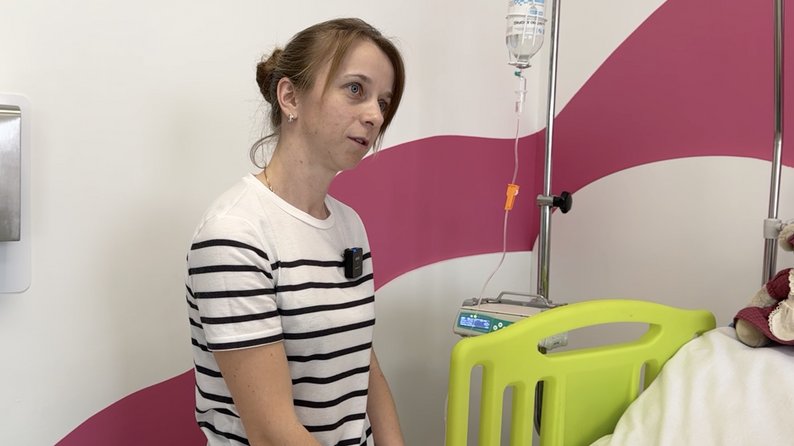 «Я не можу сидіти осторонь»: медсестра з Волині працює у лікарні й евакуює поранених з фронту