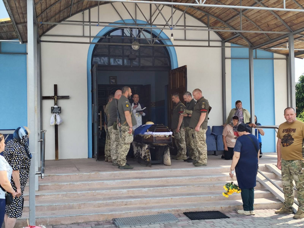 Загинув у квітні 2024 року: на Волині попрощалися із Героєм Олександром Троянчуком