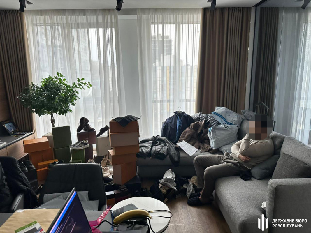 Гнилі продукти для військових: ДБР викрило мільйонну схему на харчах для армії