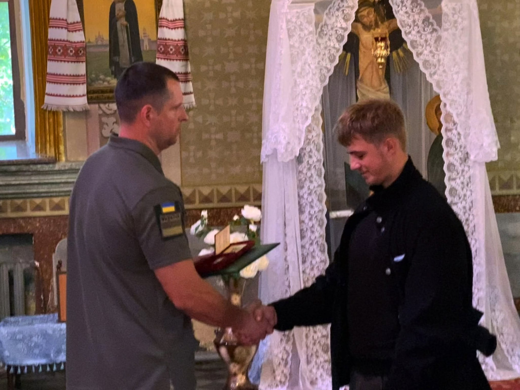 У Луцьку рідним трьох загиблих прикордонників вручили посмертні нагороди