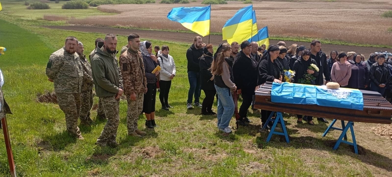 Загинув у бою понад два роки тому: на Волині попрощались з Героєм Григорієм Душним