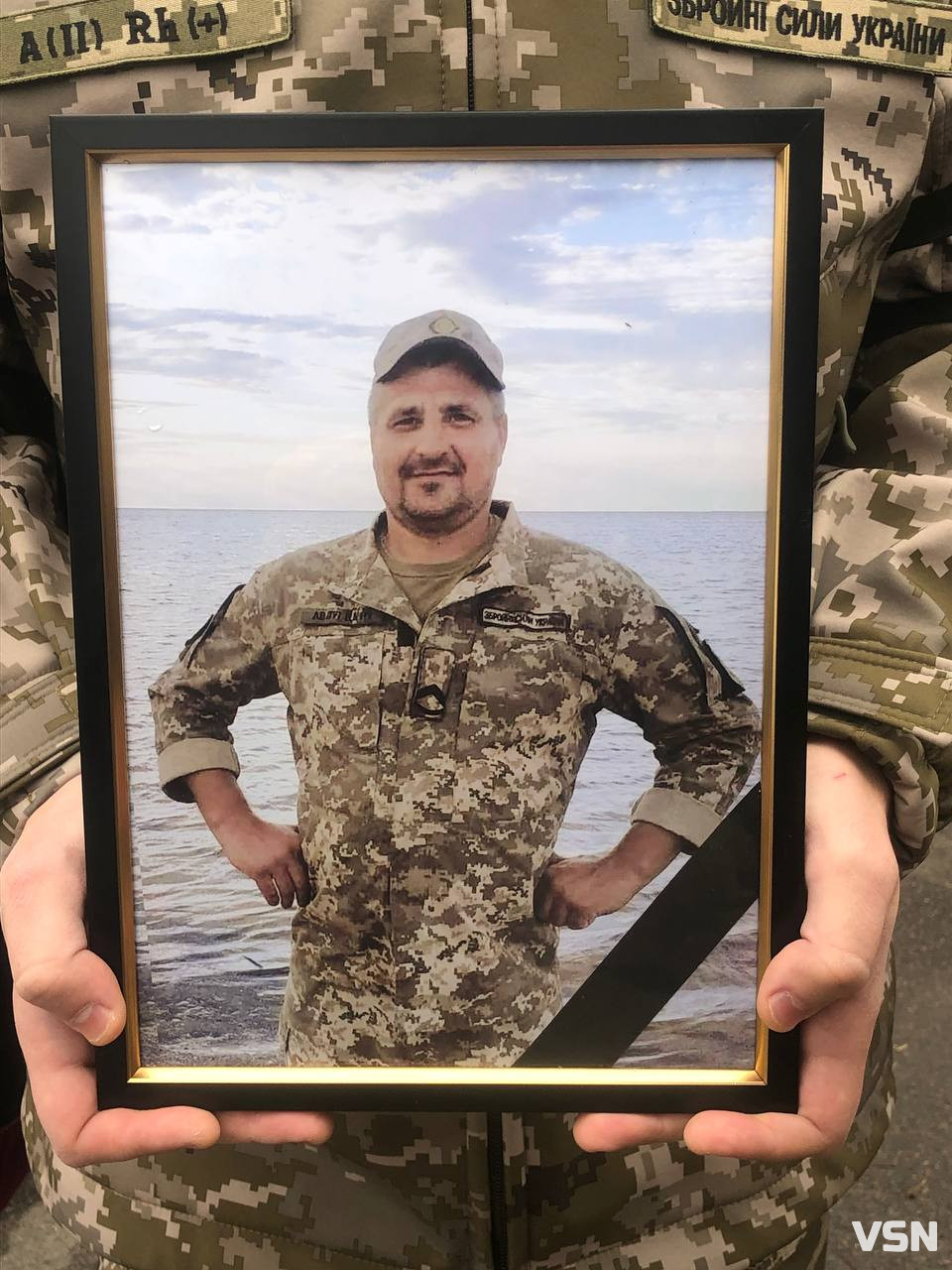 Війна забрала у батьків двох синів: на Волині попрощалися з воїном Русланом Барщевським