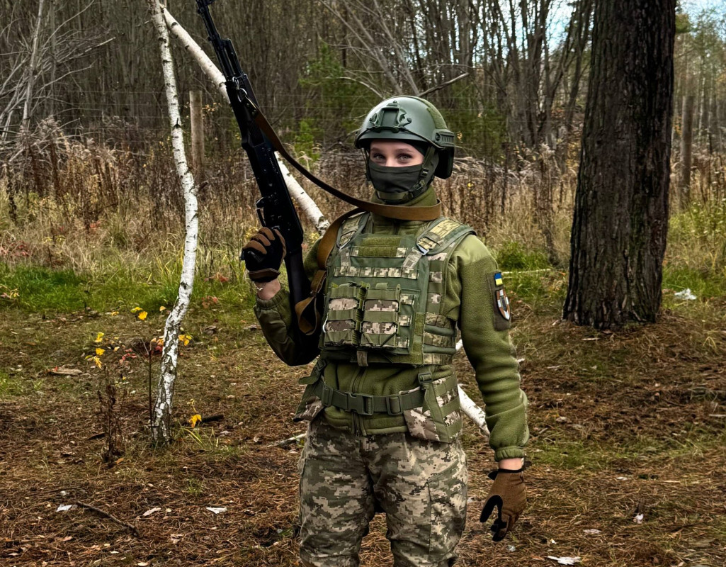 Пішла на війну за покликом серця: історія волинянки, яка служить разом із чоловіком