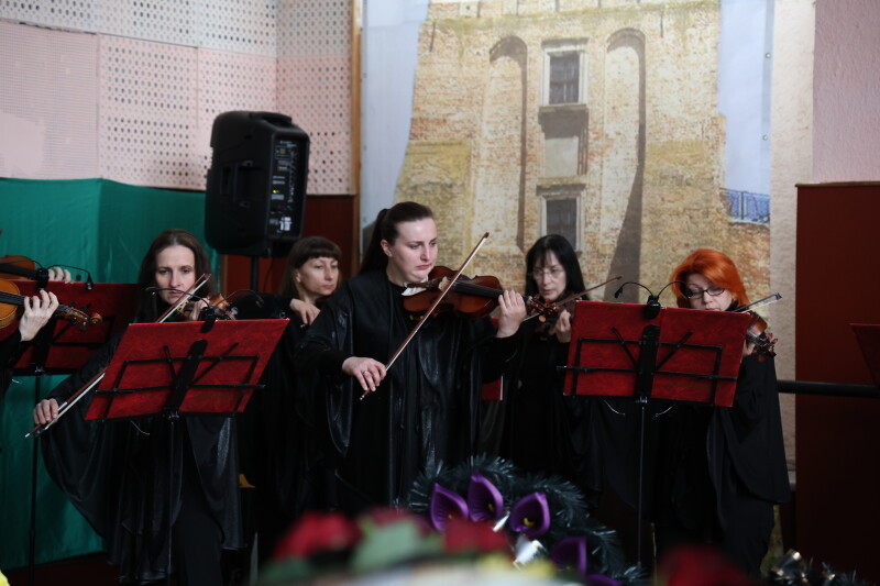 У Луцьку попрощалися з видатним музикантом Товієм Рівцем