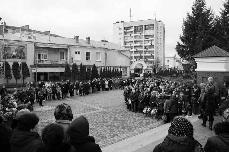 Помер від важких поранень: у Луцьку попрощалися з Героєм Сергієм Гавруком