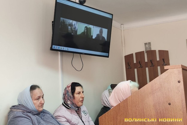 Суд щодо монастиря в селі Мильці на Волині затягують майже 200 заявами прихожан МП